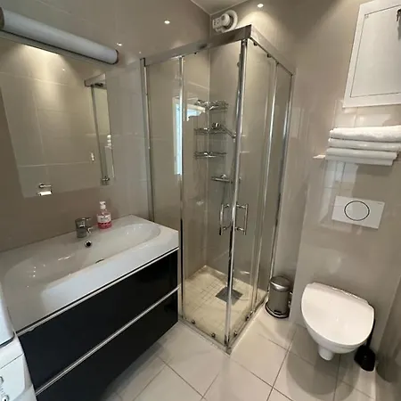 Apartman Eigenesveien 1 *