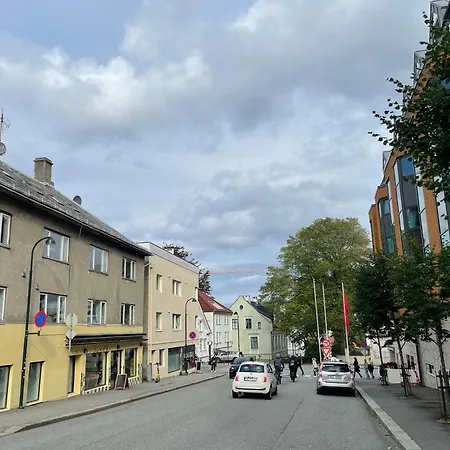 Eigenesveien 1 Apartman